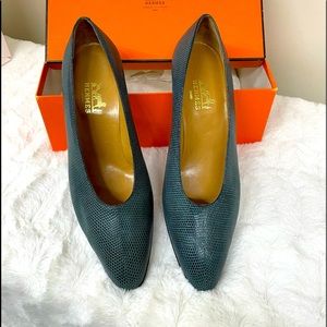 Authentic Hermès Teal; Size 42; Heel 2 1/2 in; Never worn, Original Box included